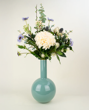 Kunstblumensträuße  Petal Poetry