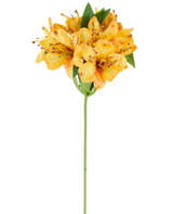 Een kunstbloem Alstroemeria van 47 cm, geel, met levendig geeloranje gevlekte bloemblaadjes en weelderig groen blad aan een enkele groene steel, afgebeeld tegen een witte achtergrond.