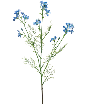 De Kunstbloem Wilde Delphinium 71 cm blauw heeft een lange, slanke groene stengel met slierterige bladeren en trosjes blauwe bloemen die zich vertakken in de top, tegen een witte achtergrond.