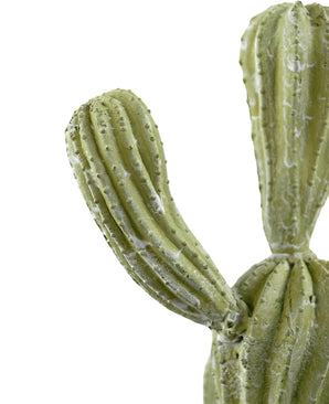 Close-up van de Kunst Cactus Cereus 35 cm, met zijn groene geribbelde, gestructureerde armen met witte vlekken tegen een effen witte achtergrond.