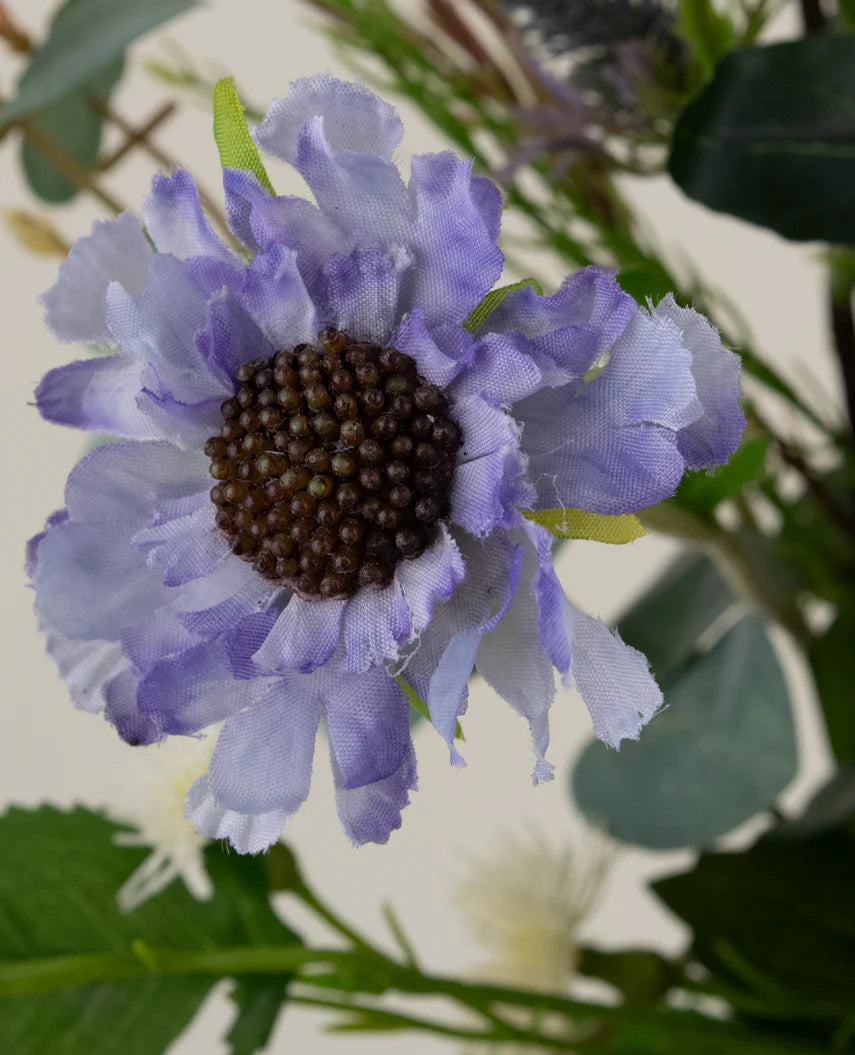 Kunstblumensträuße  Petal Poetry