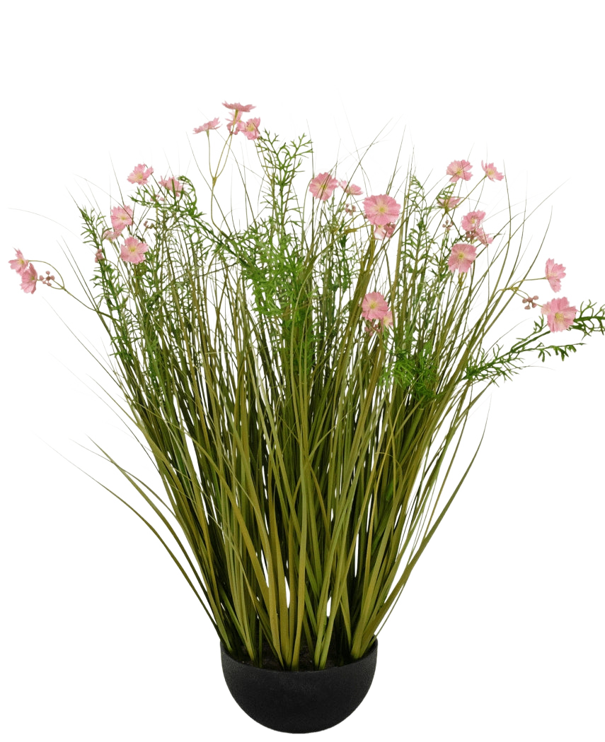 Der Kunstrasen-Zwiebelgrastopf „Rosa Gesang Flower“ ist eine 90 cm hohe, schwer entflammbare Kunstpflanze mit langen grünen grasähnlichen Blättern und rosa Blüten in einem runden schwarzen Topf, abgebildet vor einem weißen Hintergrund.